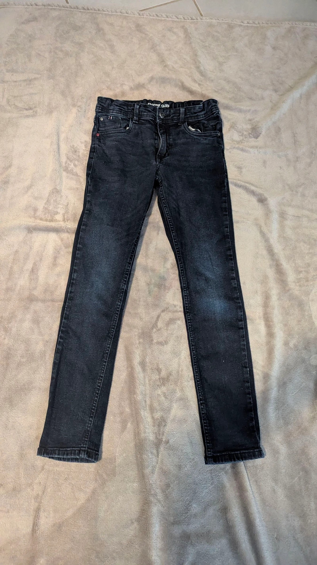 Lote de tres jeans con detalle de cinta – photo 6